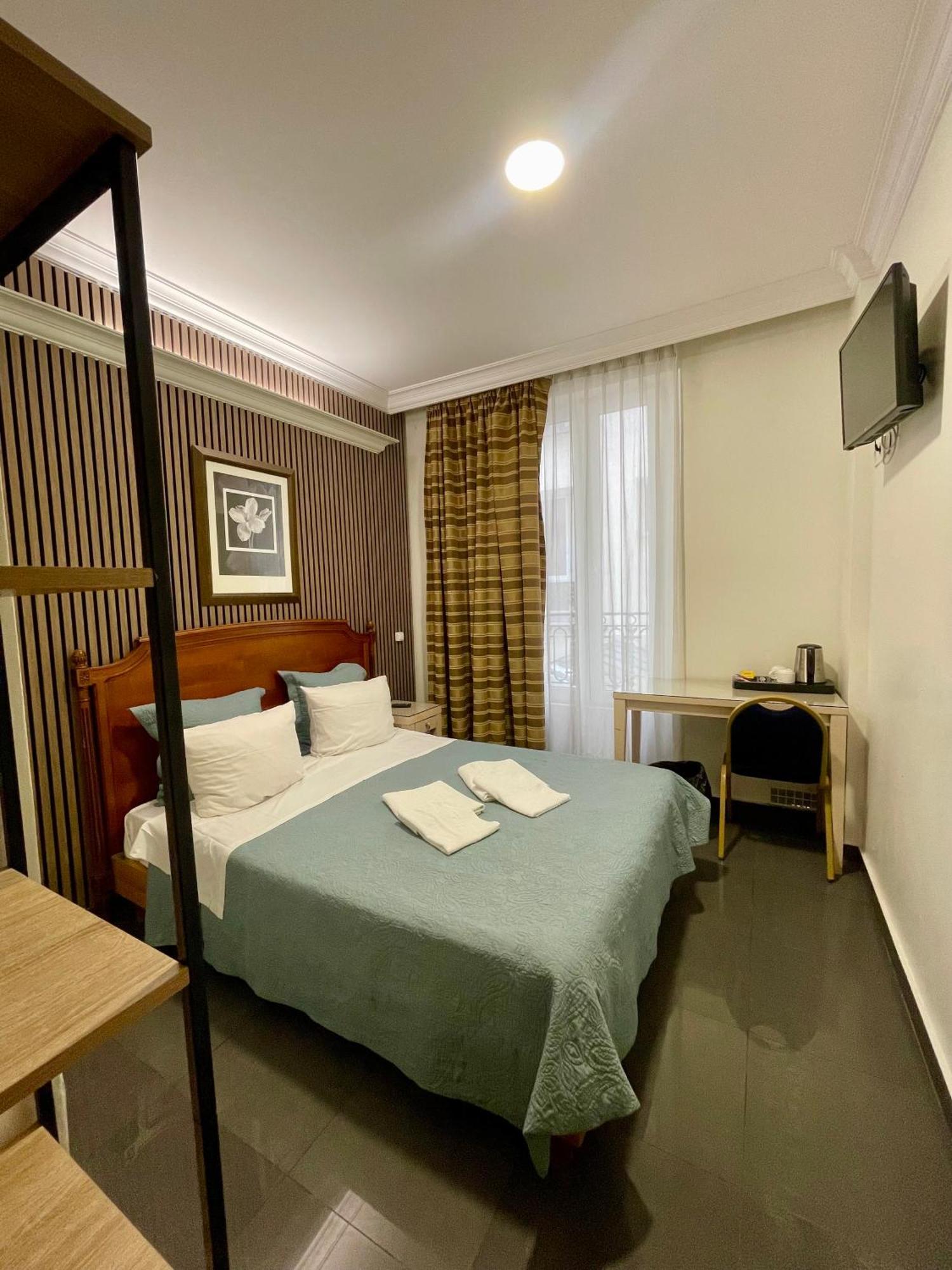 Hotel Style